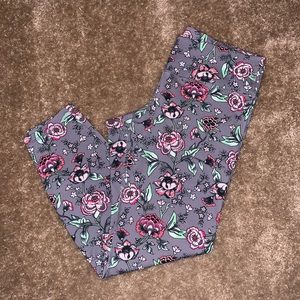 Old Navy flora print tights